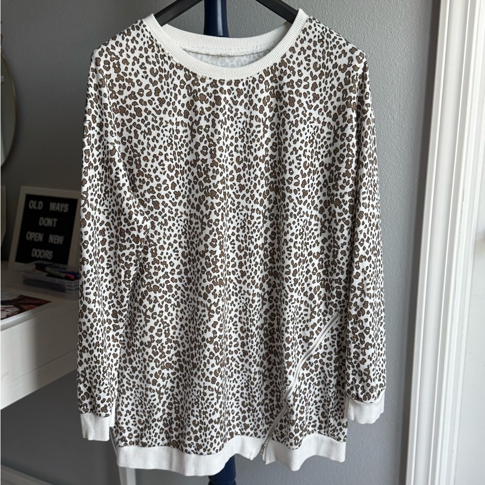 Source Unknown Leopard Print Sweatshirt - image 7